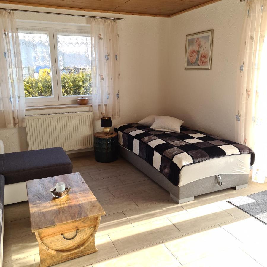 Marienstrasse Apartamento Neukirchen vorm Wald Exterior foto